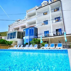 Bavaria Trogir Hotel